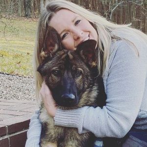 Meet your Posher, Lucy